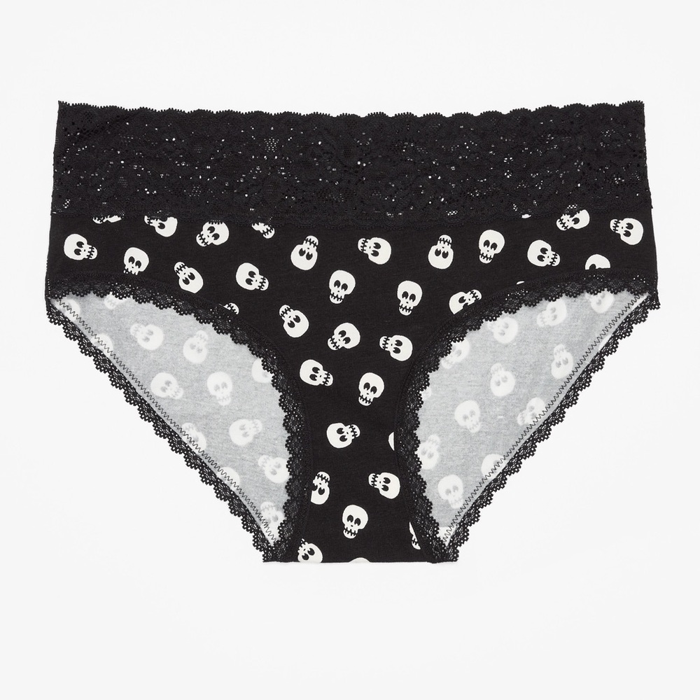 🐢 MAURICES Size 20w-22w Happy Skulls Lace Trim Hipster Panty NWT